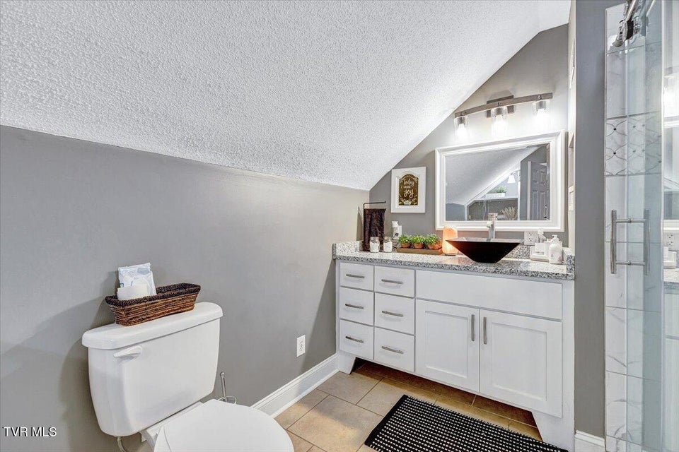 Photo #33: 357 Boonesboro Road