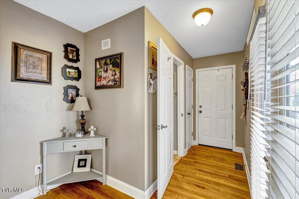 Photo #36: 357 Boonesboro Road