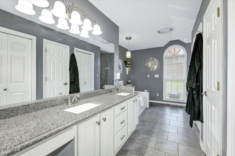 Photo #21: 357 Boonesboro Road