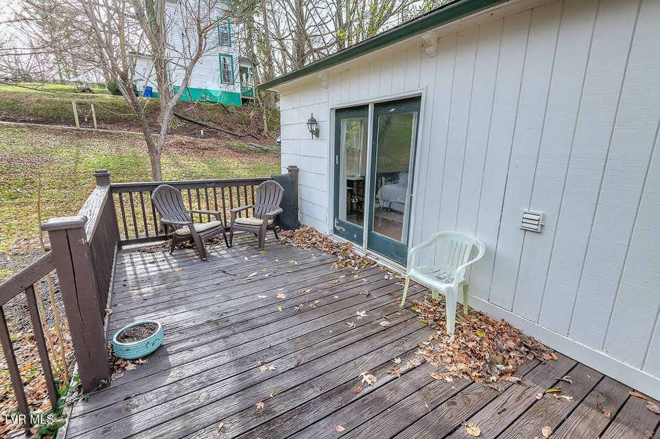 Photo #25: 203 Cherokee Street