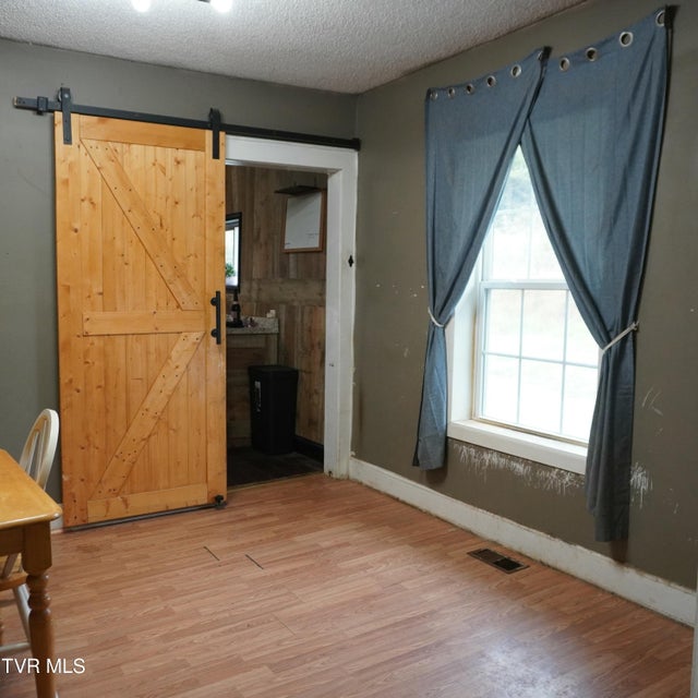 Photo #4: 143 Massey Street