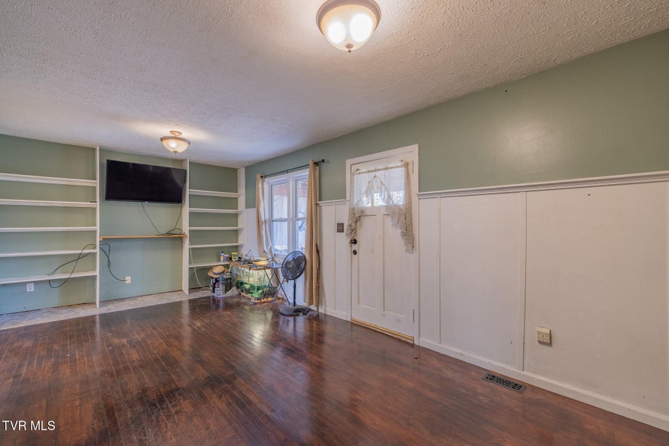 Photo #3: 1748 Idle Hour Road