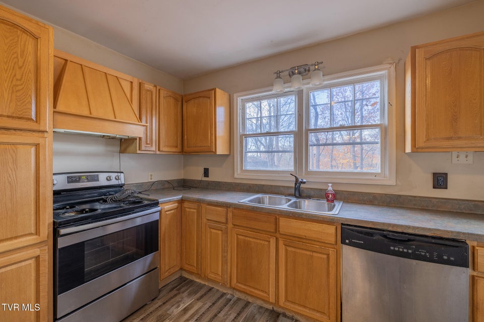 Photo #7: 1748 Idle Hour Road