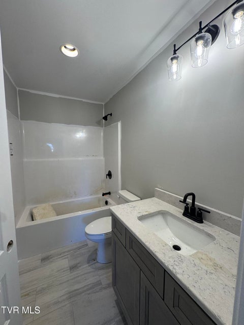 Photo #15: 240 Ruby Rose Ridge