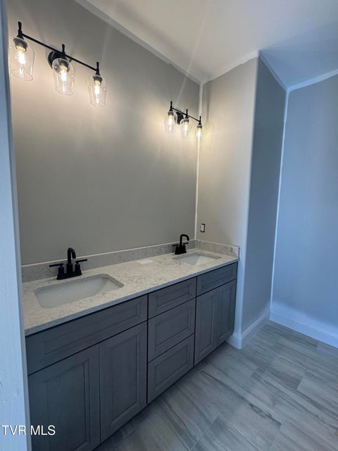 Photo #7: 240 Ruby Rose Ridge