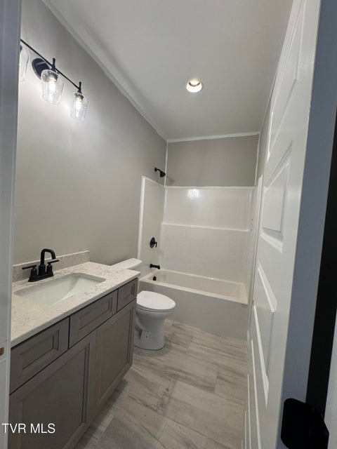 Photo #11: 240 Ruby Rose Ridge