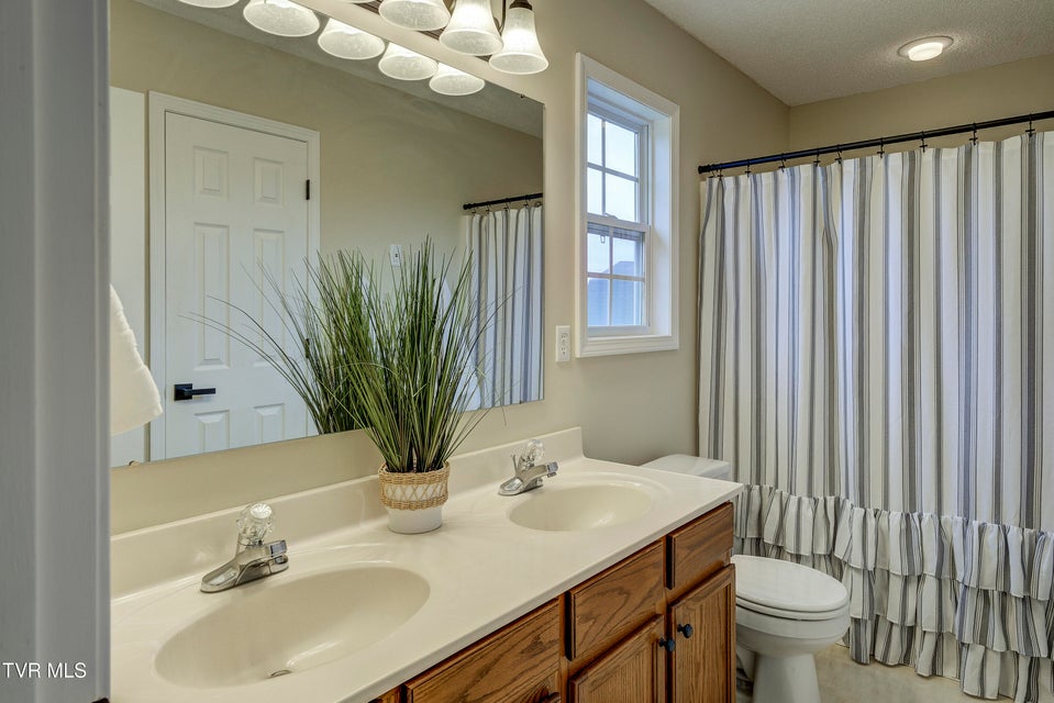 Photo #33: 141 Alfalfa Lane