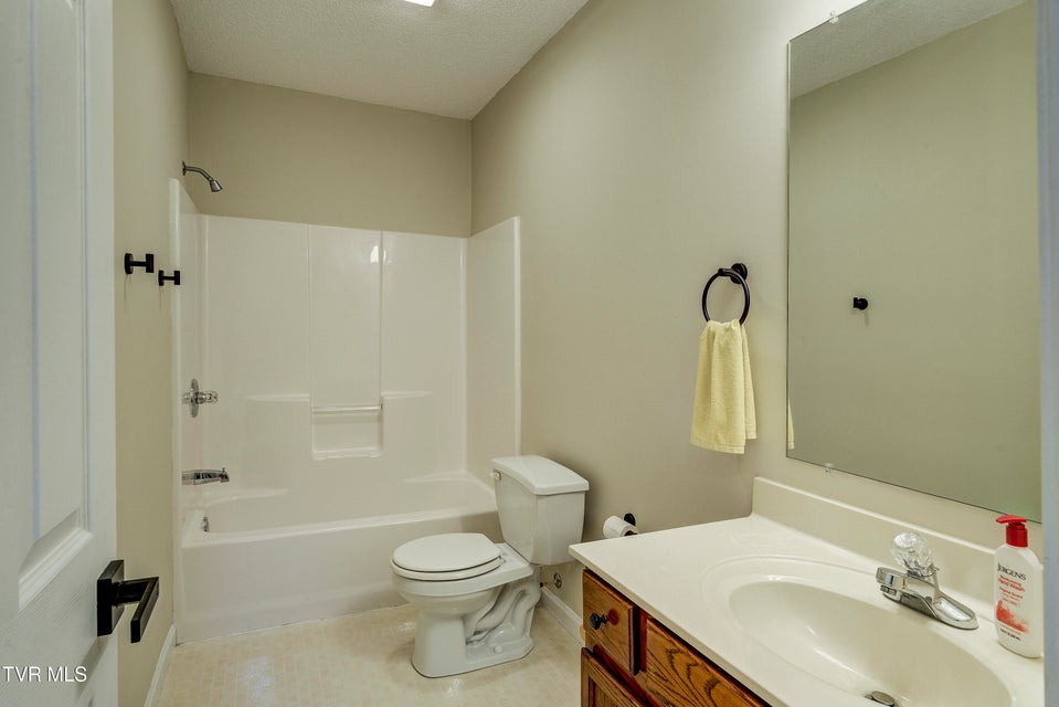 Photo #41: 141 Alfalfa Lane