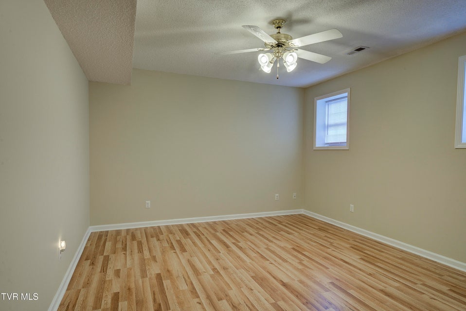 Photo #37: 141 Alfalfa Lane