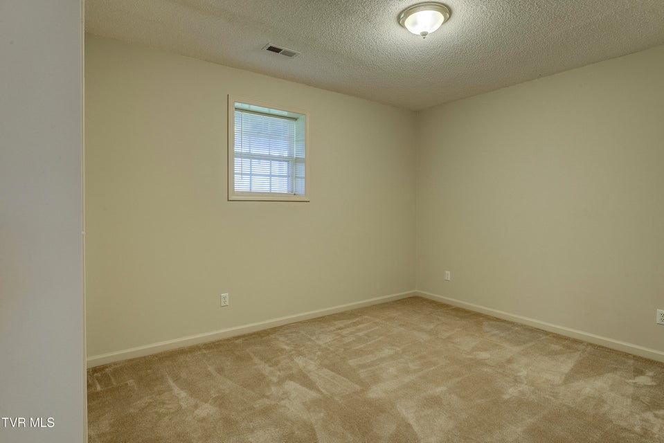 Photo #39: 141 Alfalfa Lane