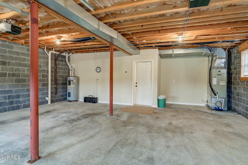 Photo #44: 141 Alfalfa Lane