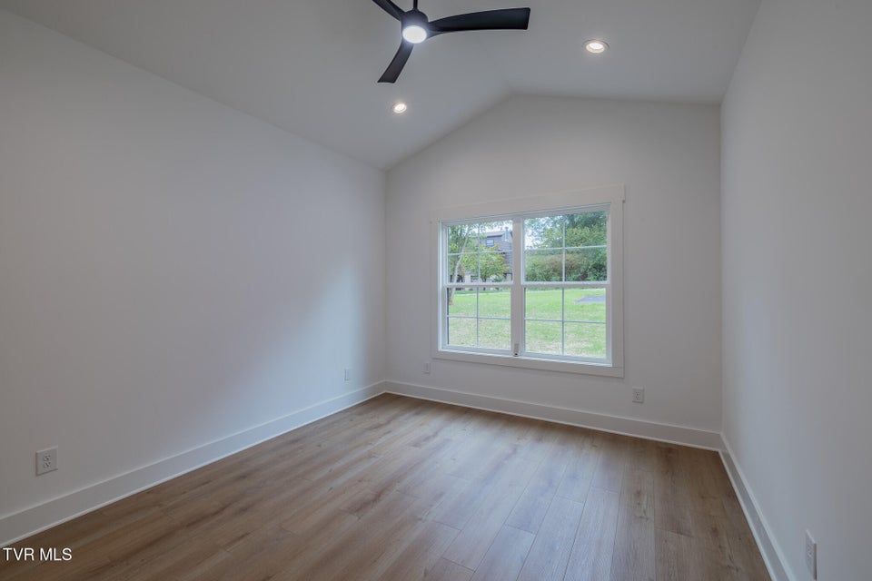 Photo #5: 1519 &1521 Carroll Creek Road