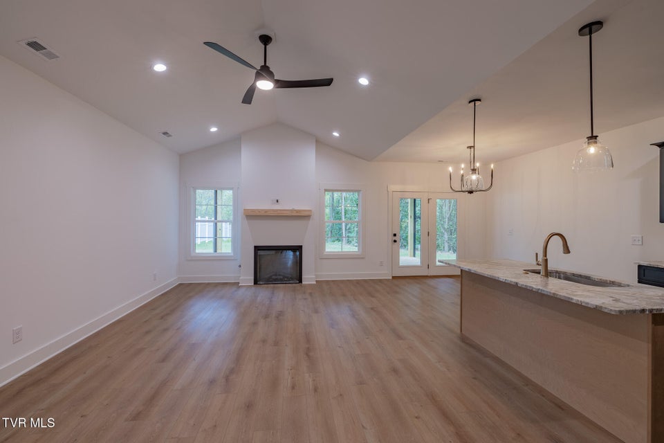 Photo #8: 1519 &1521 Carroll Creek Road