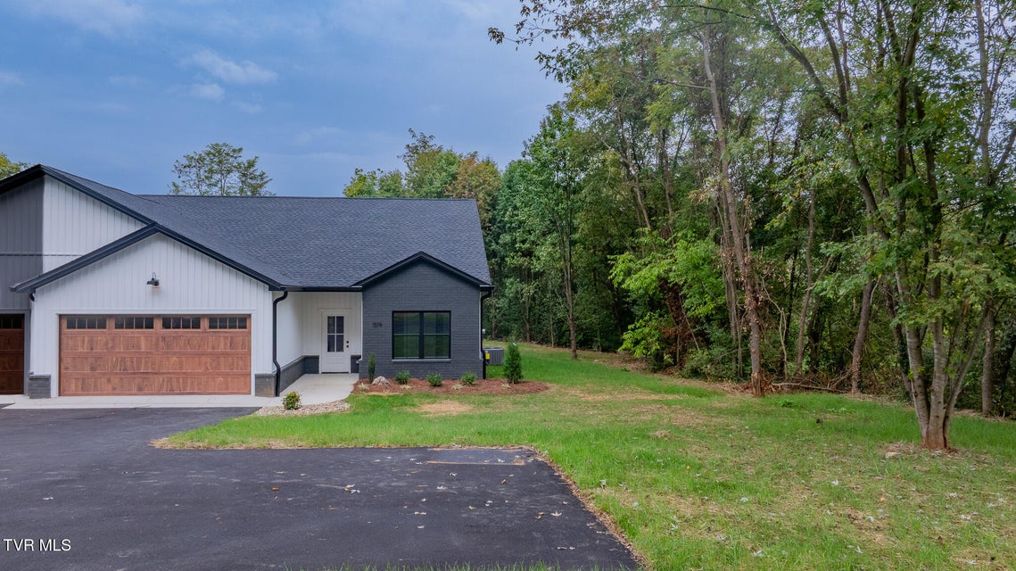 Photo #23: 1519 &1521 Carroll Creek Road