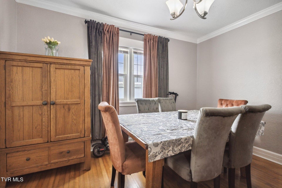 Photo #9: 800 Oakdale Road