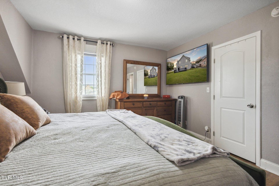 Photo #19: 800 Oakdale Road