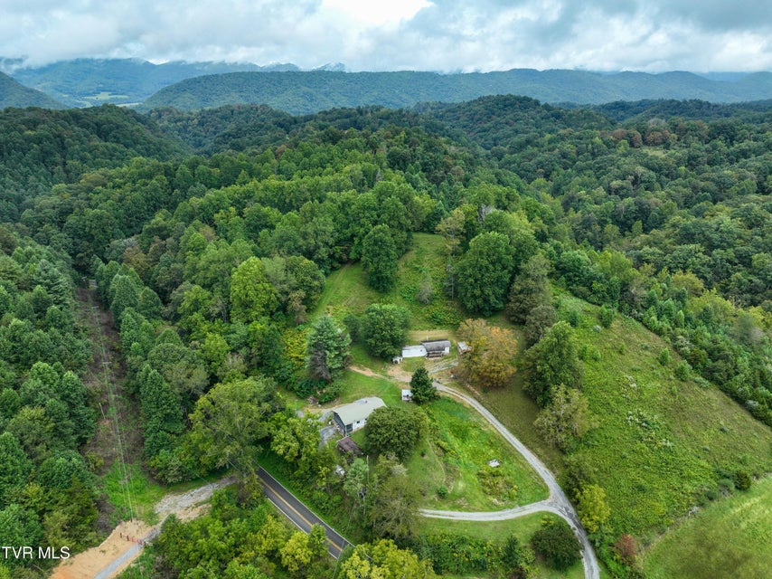 Photo #27: 10103 Hayters Gap Road