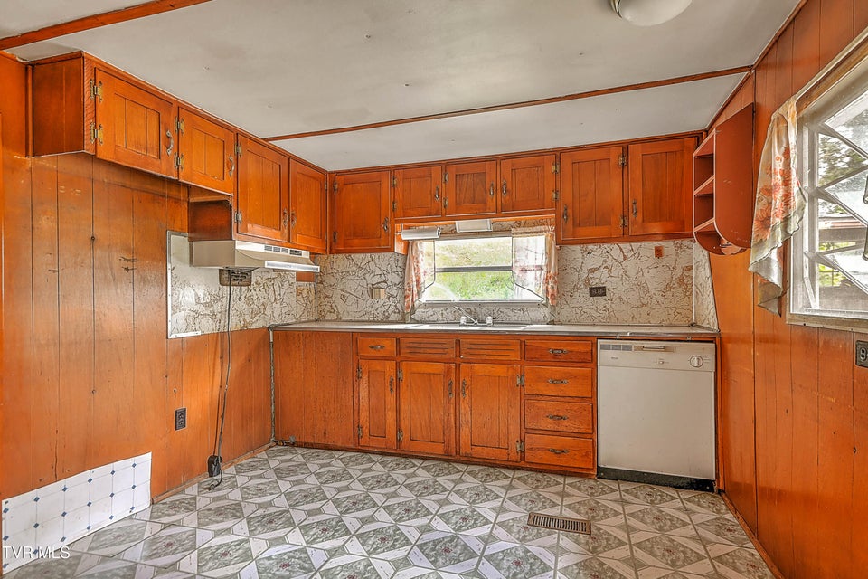 Photo #33: 10103 Hayters Gap Road