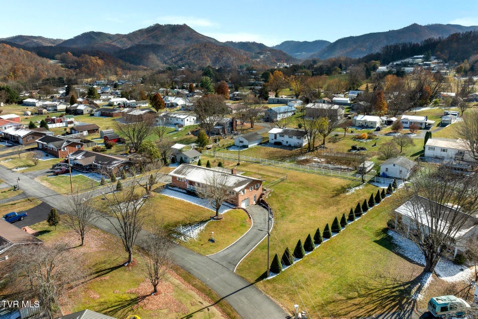 Photo #41: 133 Bishop Circle