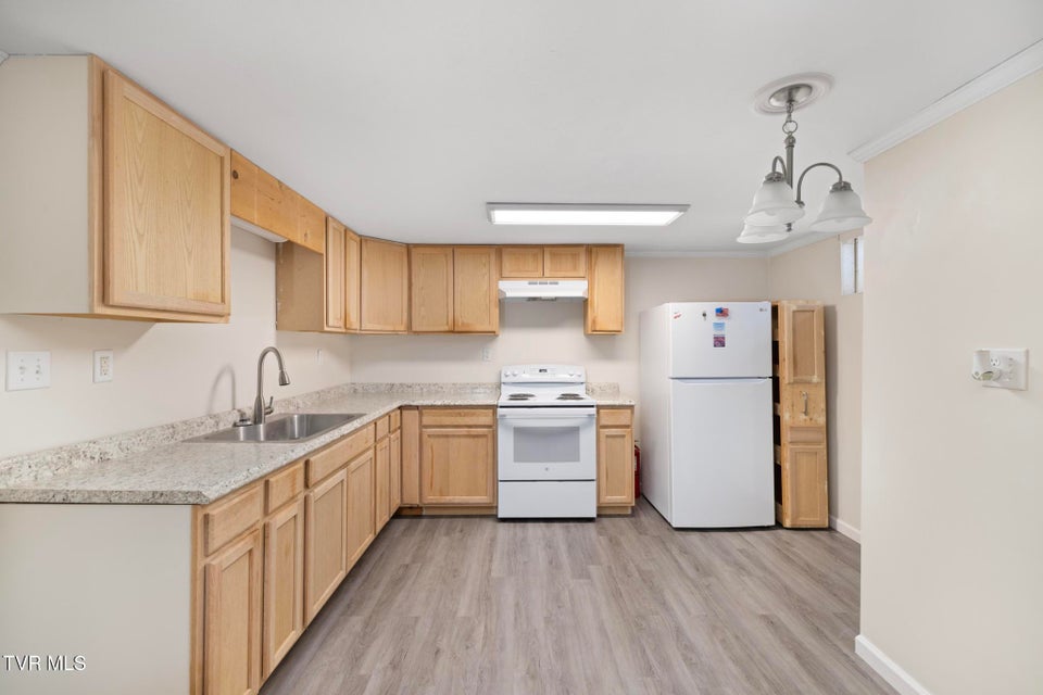 Photo #30: 133 Bishop Circle