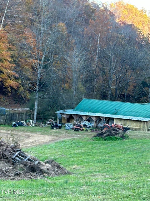 Photo #43: 1446 Brooks Road