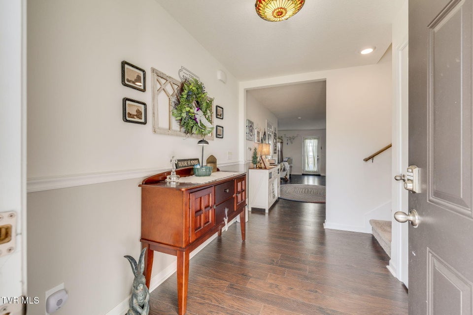 Photo #5: 701 Newtons Way