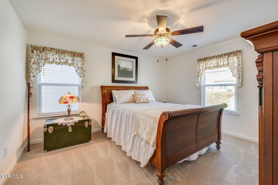 Photo #17: 701 Newtons Way