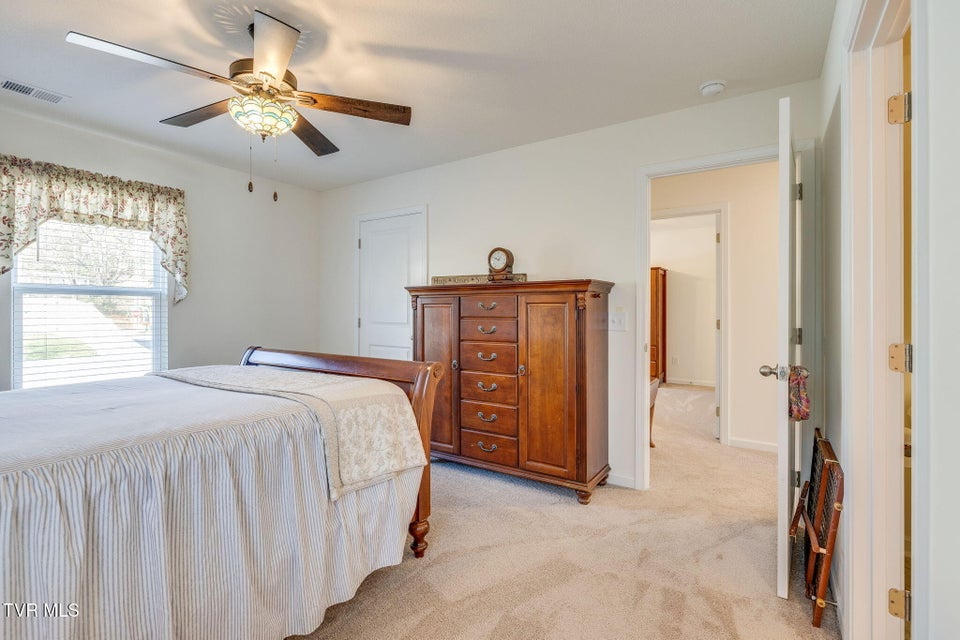 Photo #18: 701 Newtons Way