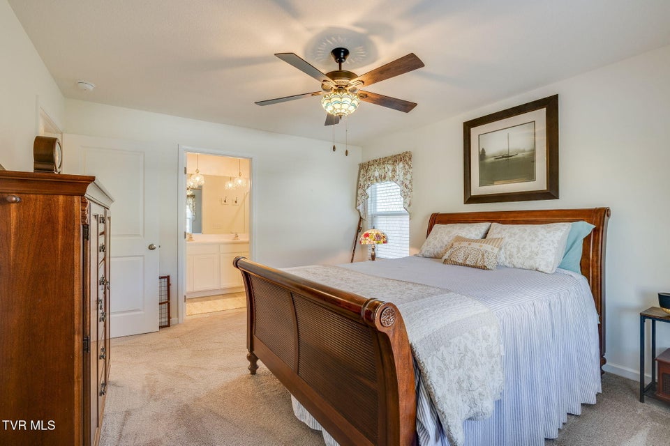 Photo #19: 701 Newtons Way