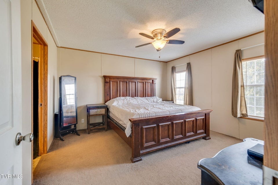 Photo #13: 175 Forest Road