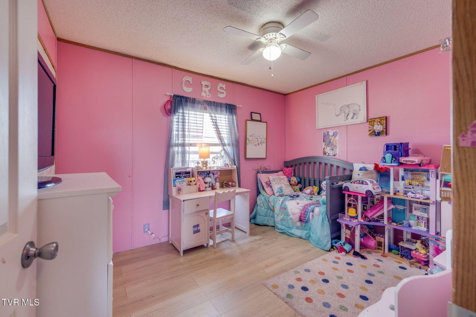 Photo #18: 175 Forest Road