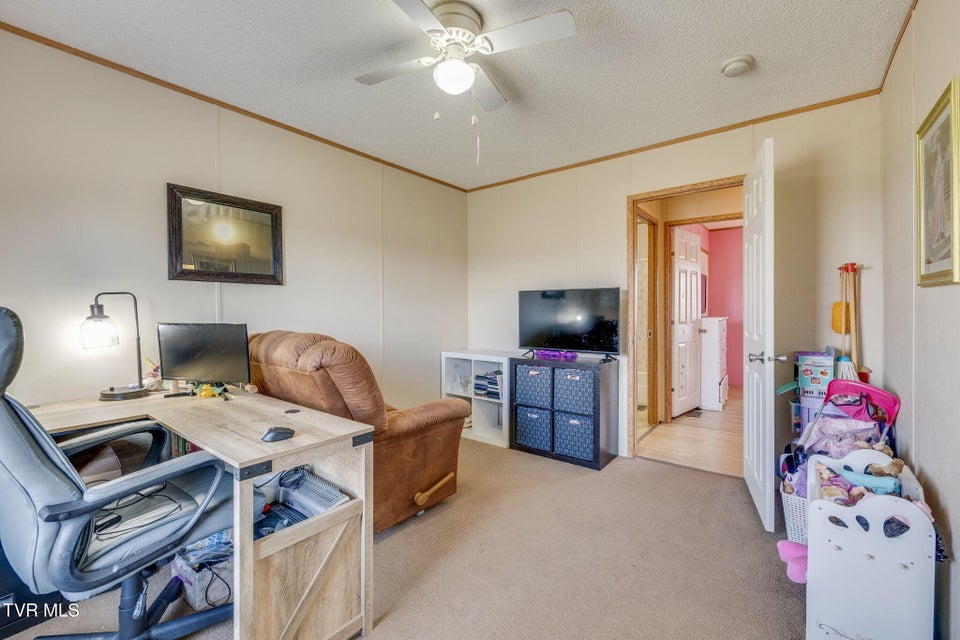 Photo #22: 175 Forest Road