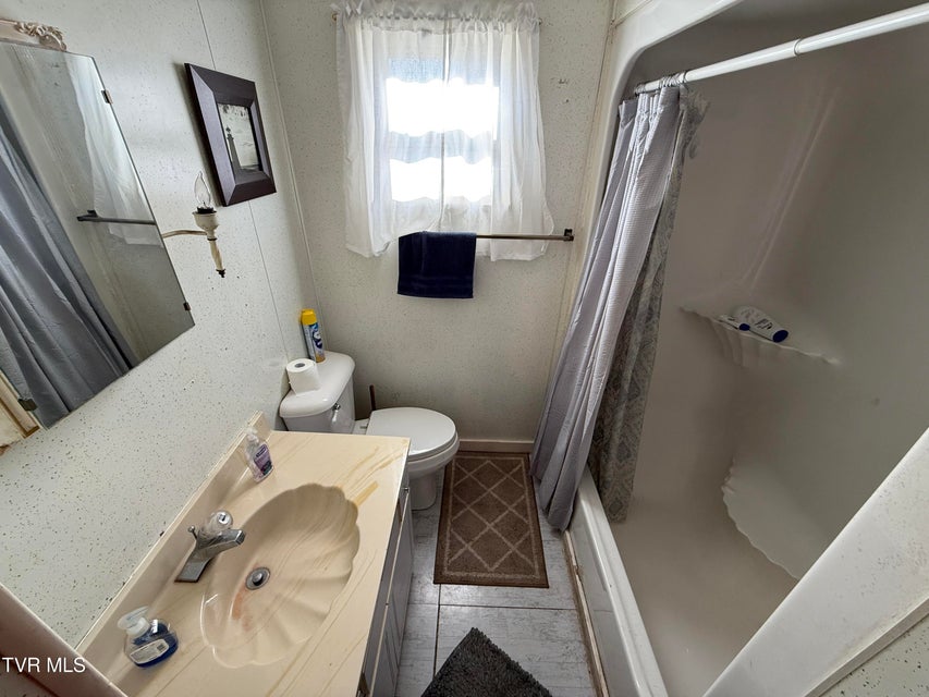 Photo #7: 116 Magnolia Avenue