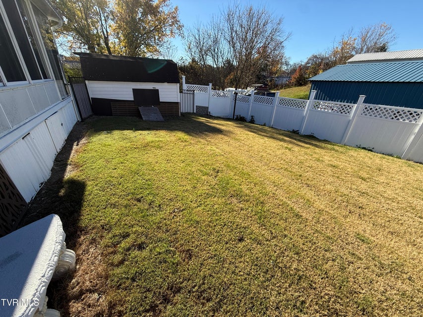 Photo #18: 116 Magnolia Avenue