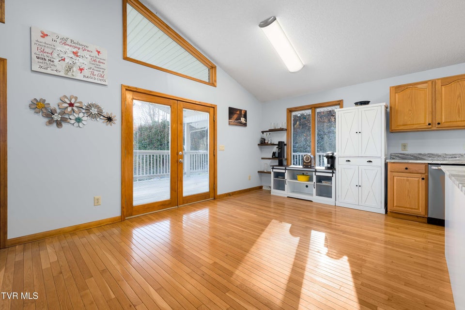 Photo #17: 2638 Highway 81 South 