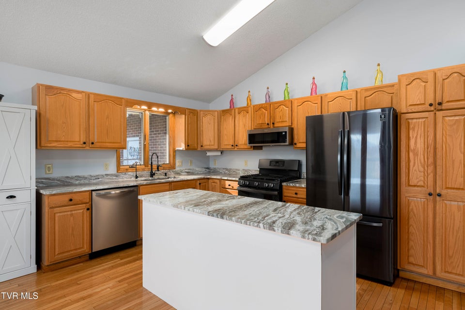 Photo #18: 2638 Highway 81 South 