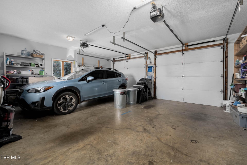 Photo #28: 2638 Highway 81 South 