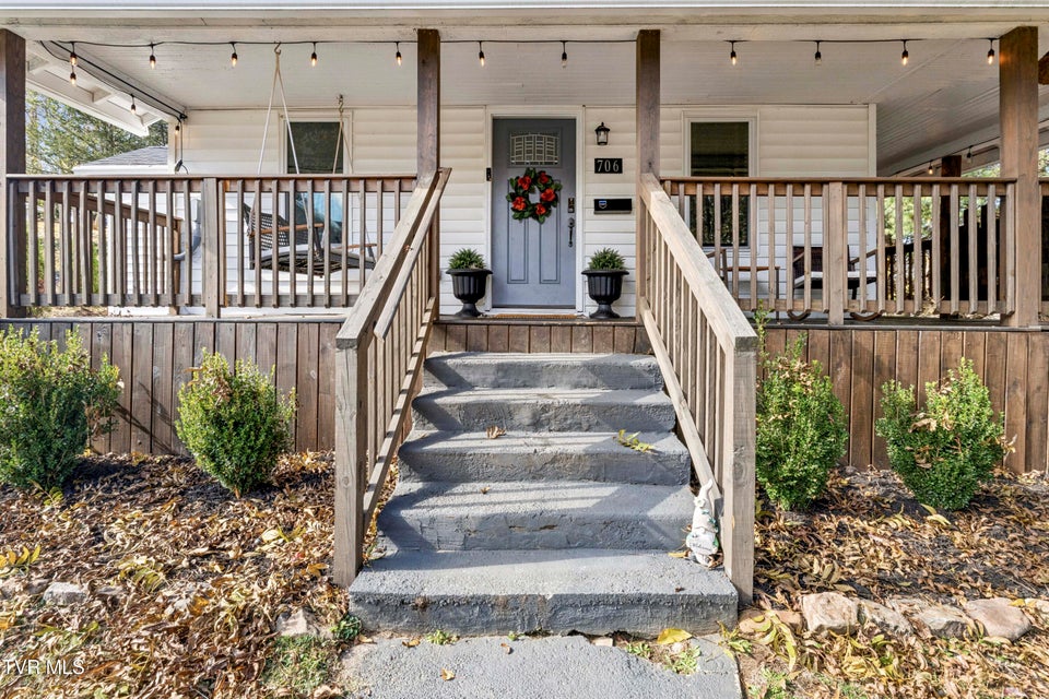 Photo #2: 706 Treadway Street