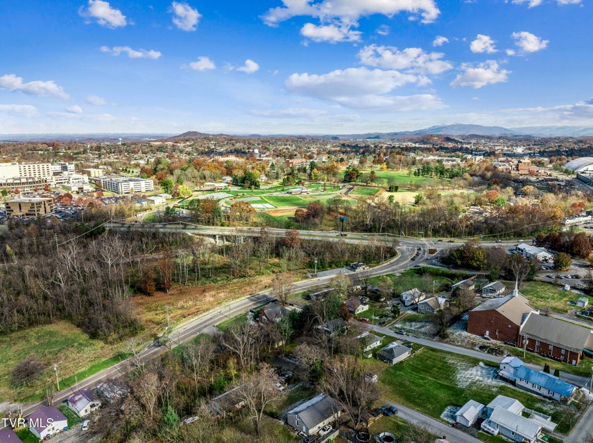 Photo #52: 706 Treadway Street