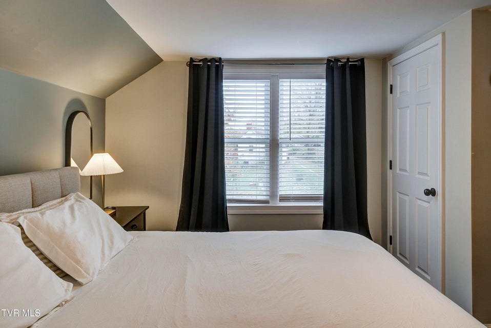 Photo #28: 706 Treadway Street