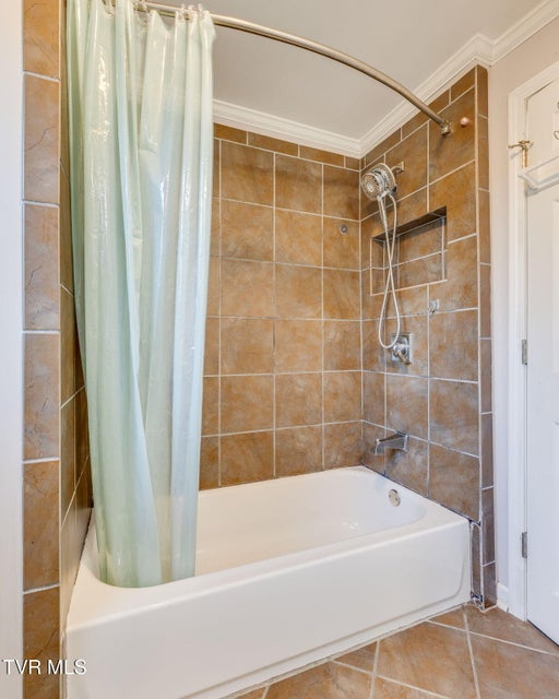 Photo #23: 4004 Lakeland Drive