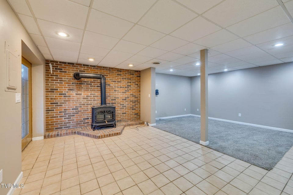 Photo #29: 4004 Lakeland Drive