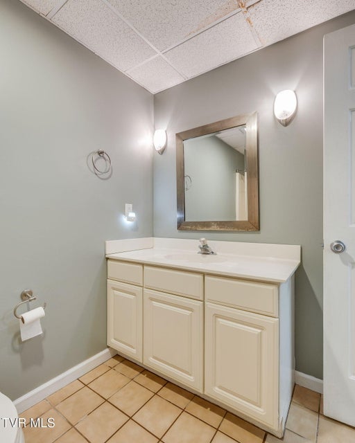 Photo #34: 4004 Lakeland Drive