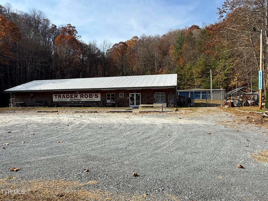 Photo #4: 7050 Highway 19e 