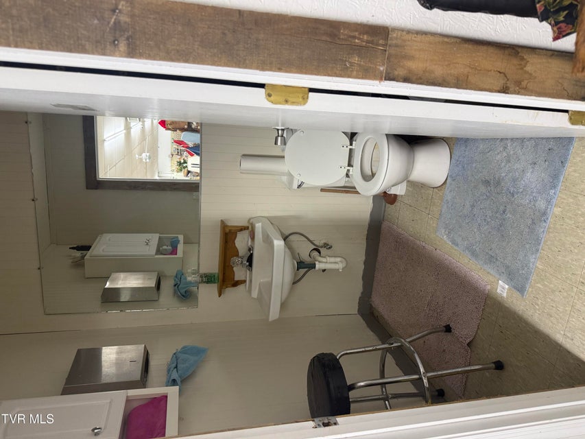 Photo #25: 7050 Highway 19e 