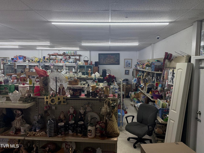 Photo #27: 7050 Highway 19e 