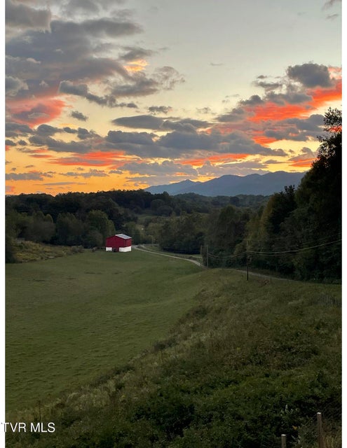 Photo #69: 2638 Highway 81 South 