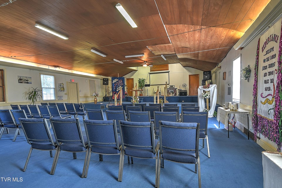 Photo #21: 2225 Ashwood Avenue