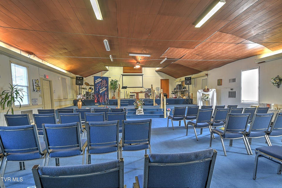 Photo #22: 2225 Ashwood Avenue