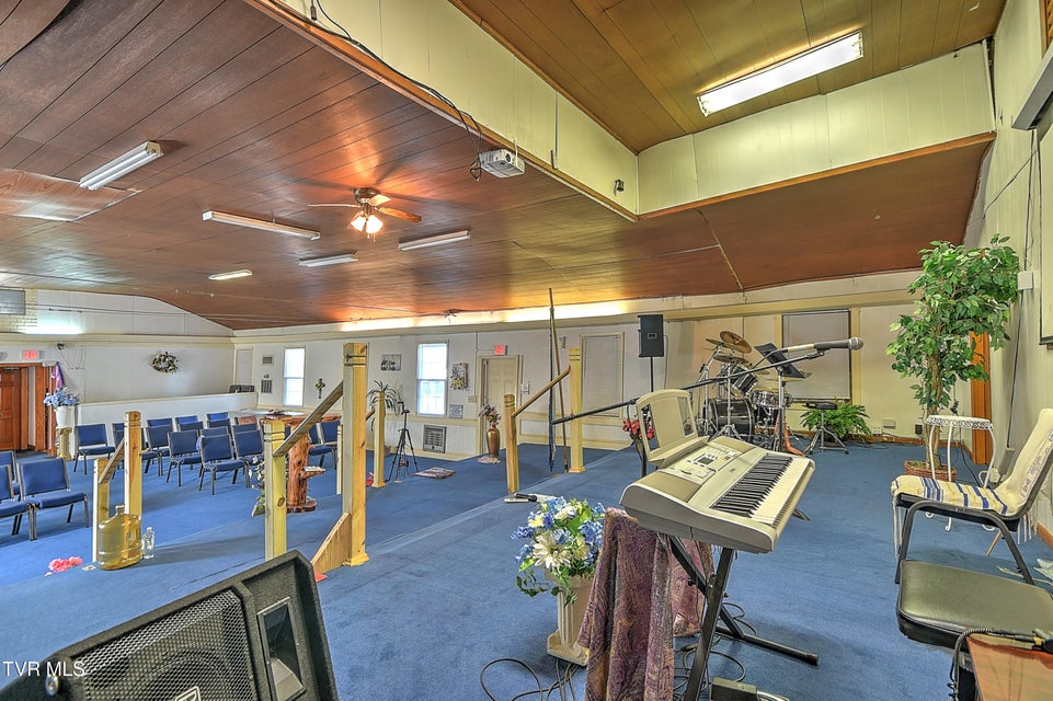 Photo #30: 2225 Ashwood Avenue